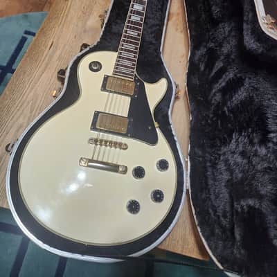 Epiphone Les Paul Custom 1993 Alpine White with SKB Case image 10