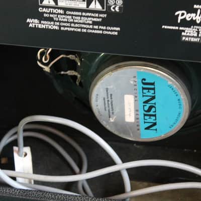 Fender Performer 1000 (Made in USA) with Jensen speaker imagen 3