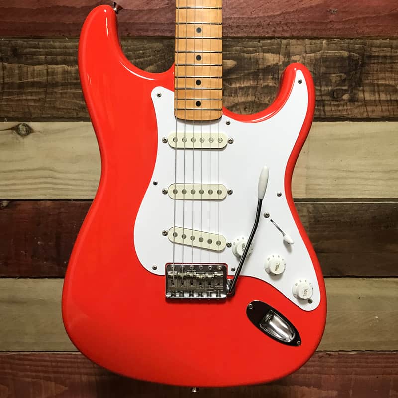 Squier Hank Marvin Stratocaster Fiesta Red 1990 With Tweed case image 1