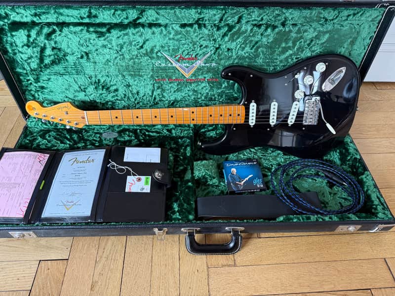 Fender Custom Shop David Gilmour Stratocaster NOS 2008 - 2021 - Black over 3-Color Sunburst image 1
