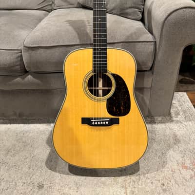 Martin Standard Series HD-28  2018 - 2024 - Natural image 2
