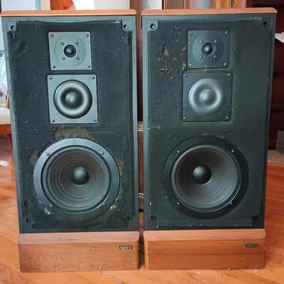 Advent Maestro speakers in good condition - 1980's image 1