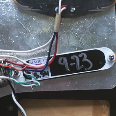 1990s Vintage Fender 1970s Reissue Relic 3Ply Black Strat Loaded Pickguard Lace Sensor image 16
