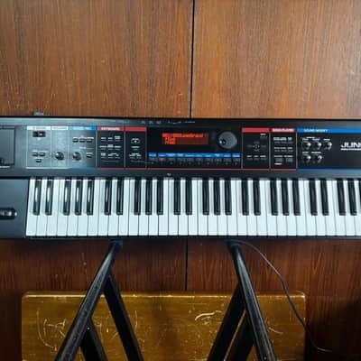 Roland Juno-Di Portable 61-key Mobile Synthesizer w/ bag power supply