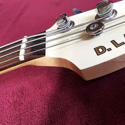D.LAKIN 6034 USA "Wilkins Thin Skin Poly" Olympic White Jazz Bass image 8