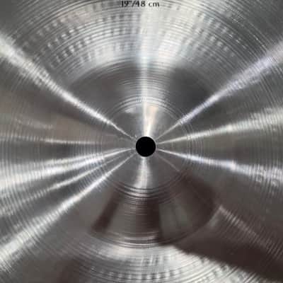 Zildjian 19" A Series Medium Thin Crash Cymbal image 9