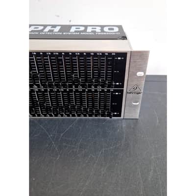 Behringer Ultragraph Pro (FBQ6200HD) - Equalisers - Very Good image 2