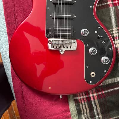 Peavey T-27 1981 - 1983 - Red image 1