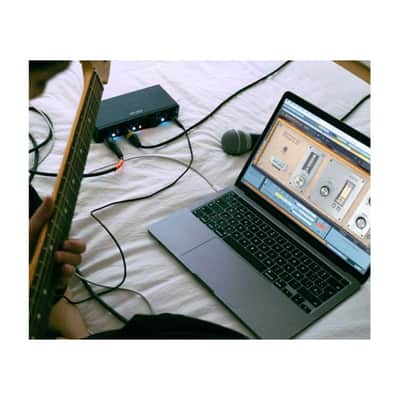 Arturia MiniFuse 4 Portable Audio/MIDI USB Recording Interface with Type-C Connectivity for Music Production (4 Inputs/Outputs, Black) image 6