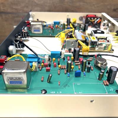 Revive Audio: M72, British style, No Compromise, Dual channel, Neve Reproduction, Carnhill Transformers! image 4