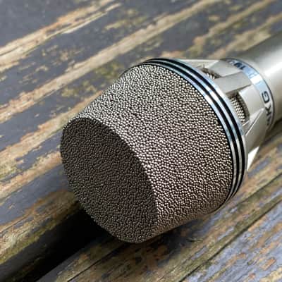 Vintage AKG D190E Dynamic Cardioid Microphone D 190 E mic 1970s image 3