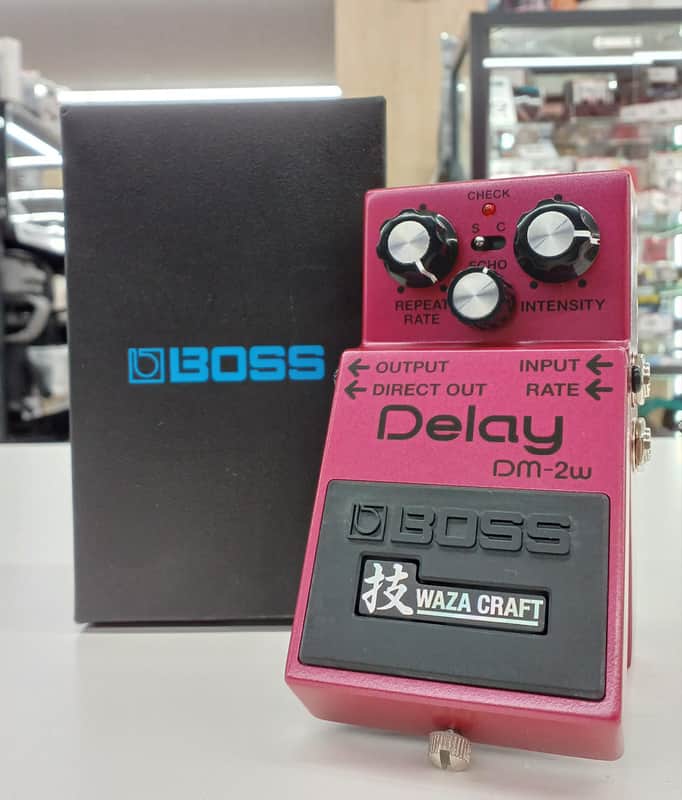 Boss DM-2W