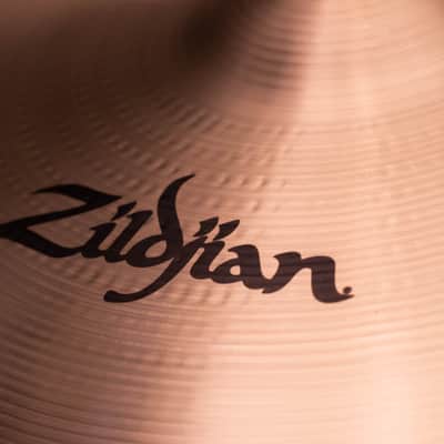 Zildjian 18" A Medium Crash image 5