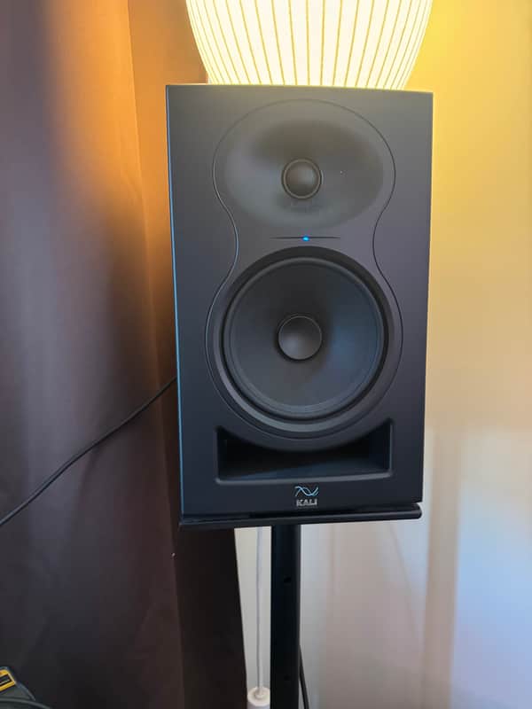 Kali Audio LP-6 V2 (Pair!! With Stands!!) image 1