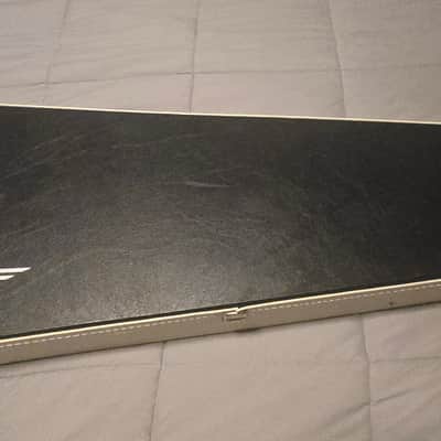 Reverend Greg Koch Signature Gristlemaster with Maple Fretboard 2020 - Present - 3 Tone Burst image 2