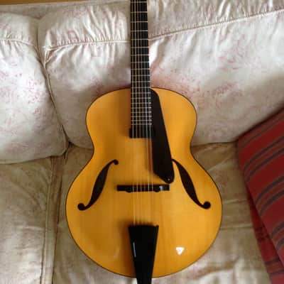 Bill Moll 18 Inch Classic Archtop Non-Cutaway 2004 Natural Spruce- Clear image 9