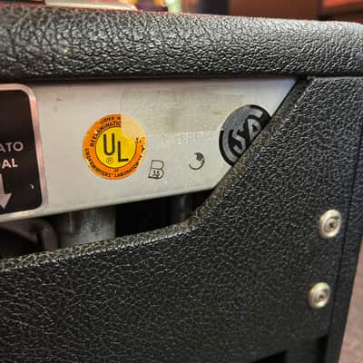 1969 Vibro Champ 1x8 Guitar Amp image 6