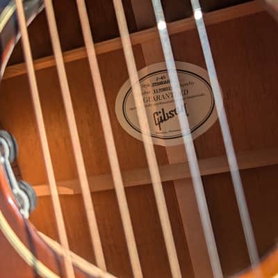 Gibson J-45 Standard  2018 - Sunburst image 5
