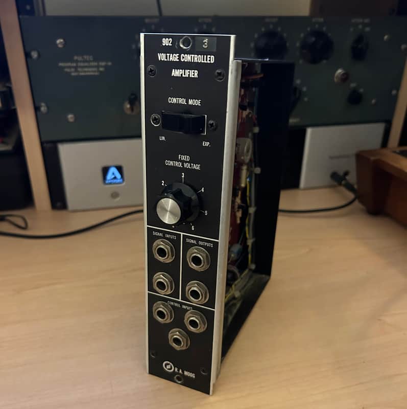 Moog Model 902 VCA 1960s - RA Moog image 1