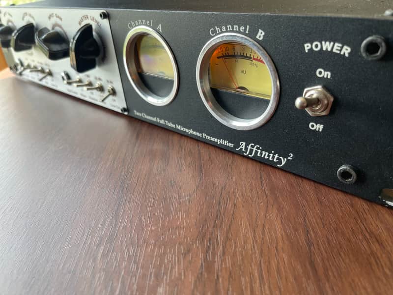 Handcrafted Laboratories Affinity Dual Channel Tube Microphone Preamp w/ VU Meters 240V image 1