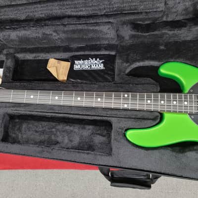 Ernie Ball Music Man StingRay Special 4 HH with Ebony Fretboard Kiwi Green image 4