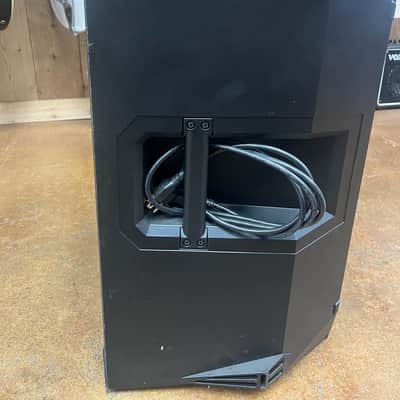 Mackie Thump12A 12" 1300-Watt Powered Loudspeaker 2019 - Present - Black image 4