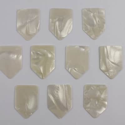 10 Pentagon Plectrums Bert Weedon Home Plate style White Pearl Celluloid Picks 0.7mm Medium