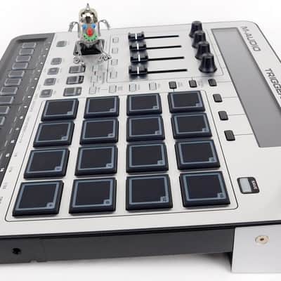 M-Audio Trigger Finger Pro USB Controller Sequencer + Neuwertig + 1.5J Garantie image 6