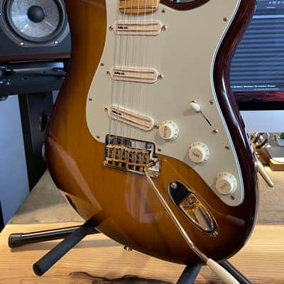 Fender 75th Anniversary Commemorative Stratocaster 2021 - 2-Color Bourbon Burst image 12
