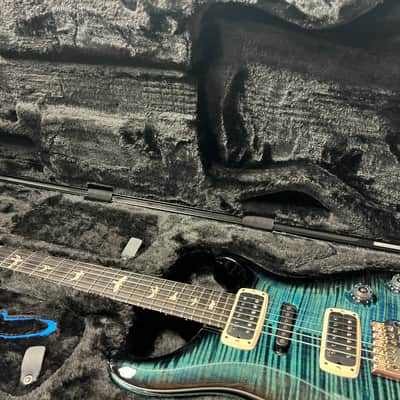 PRS Modern Eagle V 2025- Cobalt Smokeburst image 3