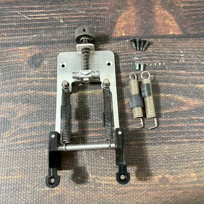 Ibanez Edge-ZERO Tremolo Bridge Chrome with ZPS3 Zero Point System image 10