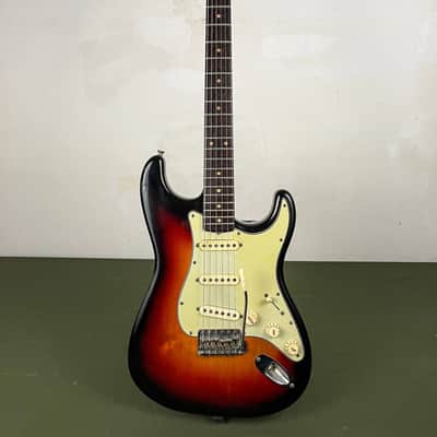 Fender Stratocaster Sunburst Refinnish 1963 image 2