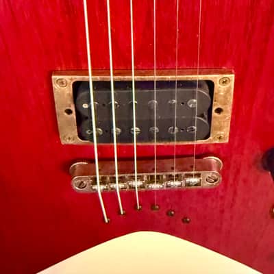 Solar V2.6TBR SK – TRANS BLOOD RED MATTE with SD Nazgul / Sentient Pickups & Solar padded bag! image 8