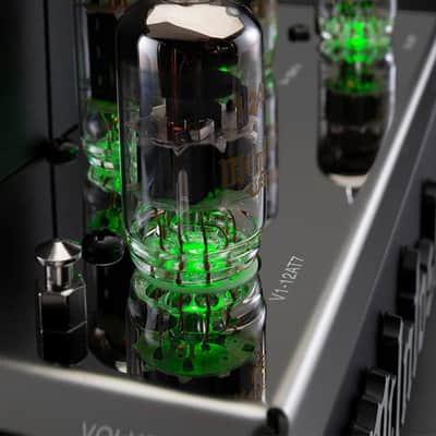 McINTOSH MHA200 - 2-Channel Vacuum Tube Headphone Amplifier - NEW! image 11