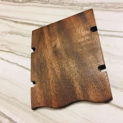 Bass Ramp Thumb Rest for American and Mexican MIM Fender Standard Jazz Bass - BONK image 4