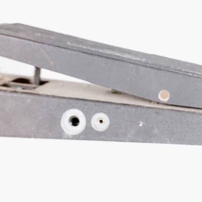 Lot of 6 damaged pedals for repair image 2
