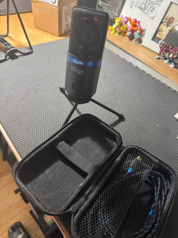 IK Multimedia iRig Mic Studio Mobile Cardioid Condenser Mic 2010s - Black image 1