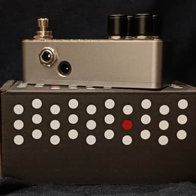 One Control Anodized Brown Distortion 4K - BJF Design image 4