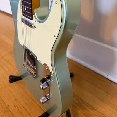 Fender American Professional II Telecaster with Rosewood Fretboard 2020 - Present - Mystic Surf Green image 4