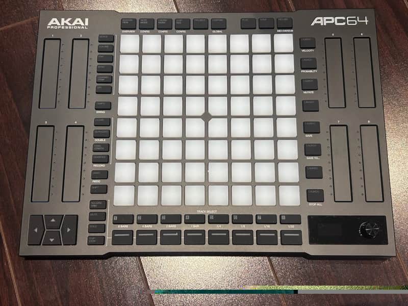 Akai APC64 2023 image 1