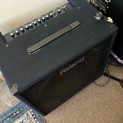 Roland KC-600 4-Channel 200-Watt 1x15" Keyboard Combo 2017 - Present - Black image 2