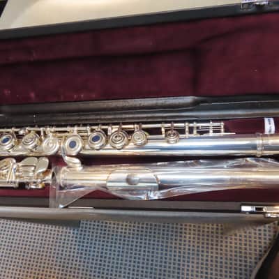 YAMAHA YFL462 OPEN HOLE FLUTE (B FOOT) - GORGEOUS- prepped by Yamaha Dlr +WTY image 11