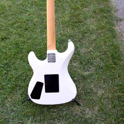 Kramer Striker 100ST :: 1985 :: White | Reverb