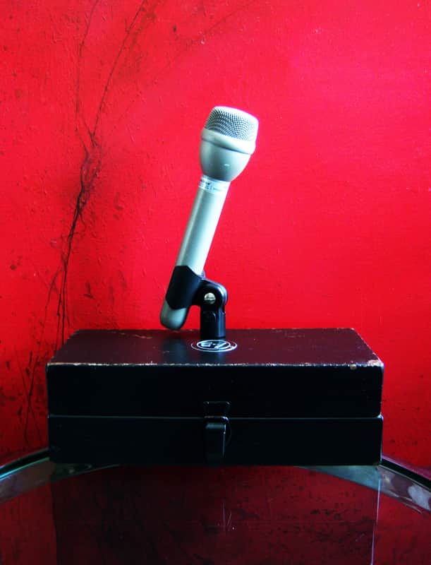 Vintage 1990 Electro-Voice RE50 / RE50/B Omnidirectional Dynamic Microphone Low Z w accessories 635A image 1