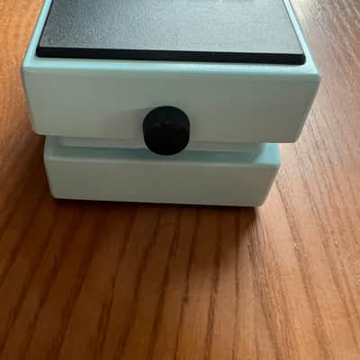 Boss CE-5 Chorus Ensemble Pedal — Brand New w/ Original Box image 2