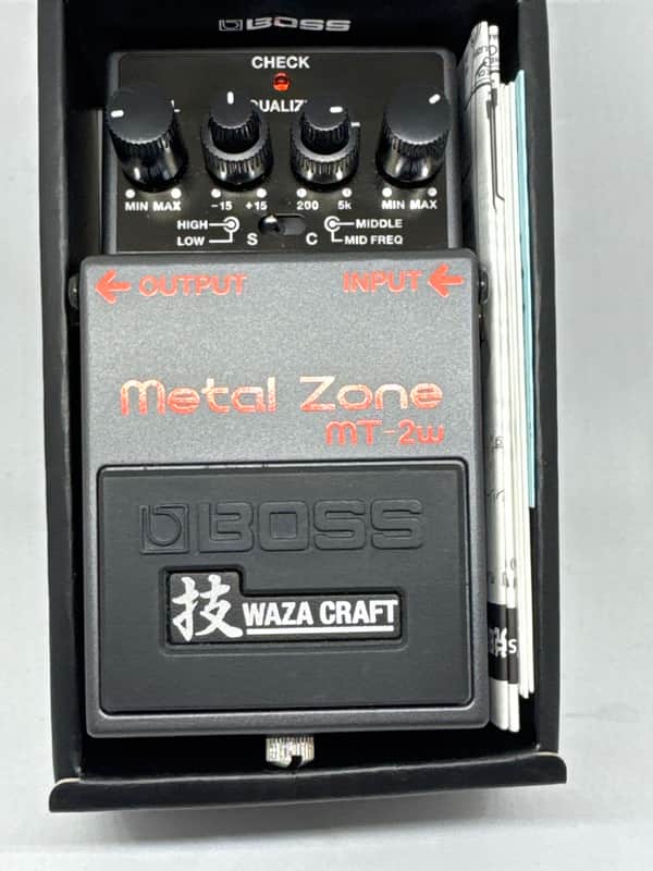 Boss MT-2w