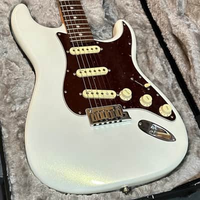 Fender American Ultra Stratocaster USA Electric Guitar 2020 - Arctic Pearl image 13