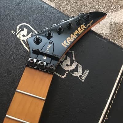 SUPER RARE, AUTHENTIC, VINTAGE 1980's Kramer American Baretta w/ ORIGINAL HARD SHELL CASE image 7