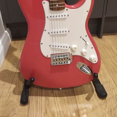 AXL Player Deluxe Stratocaster Pink EMG Pickups image 3
