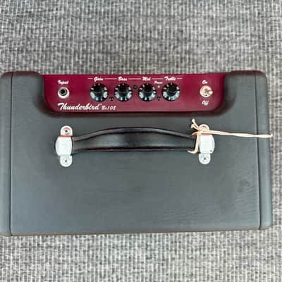 Behringer Thunderbird BX108 15W 1x8 Bass Combo Amplifier – Tested image 6